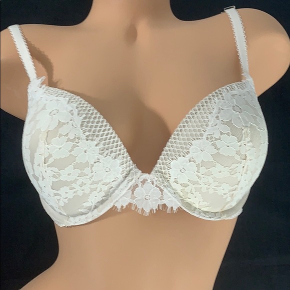 Victoria’s Secret 32DD medium bra set - Picture 4 of 8